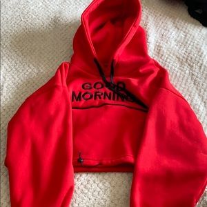 Red crop hoddie